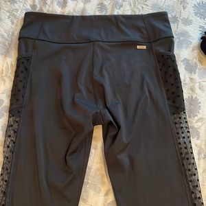 Brand new Alala leggings with tags XL